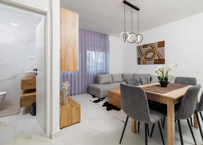 Awesome In With Wifi Apartment Crikvenica