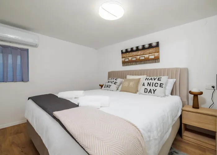 Awesome In With Wifi Apartment *