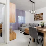 2 Bedroom Awesome In Apartment Crikvenica